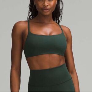 Lululemon Wunder Train Strappy Racer Bra C/D